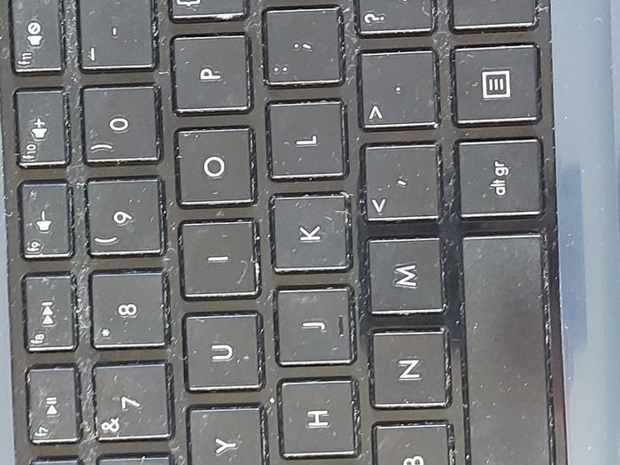 HP Pavilion G6, Intel Core i3-3110M, 2.4GHz, 6GB Ram, Windows 8, Opera, Chrome and VLC