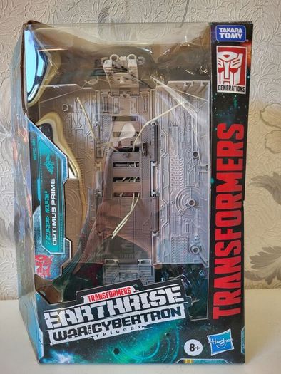 Transformers Earthrise Optimus Prime