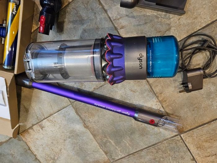 Dyson 5 gen