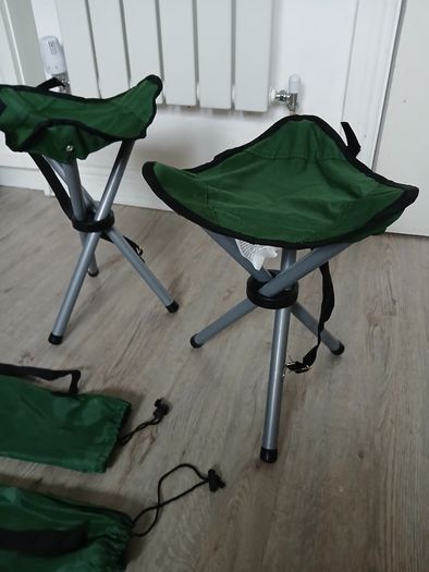 2 x Camping stools with storage bags 5e for 2