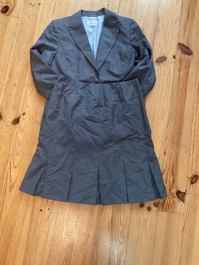 ladies Calvin Klein skirt suit