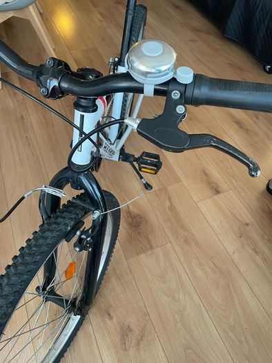 Decathlon mountain bike 24 inch