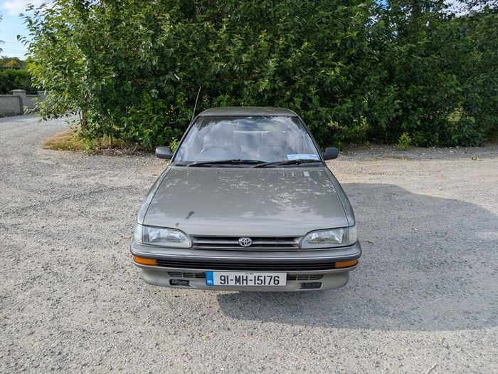 Toyota Corolla 1.3 petrol