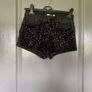 ladies shorts Image 2