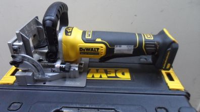 DeWalt Biscuit Joiner (DCW682)