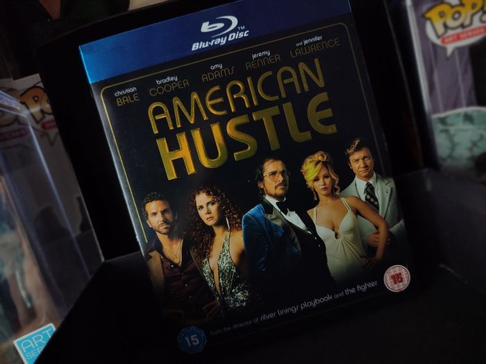 American Hustle ! Blu-Ray ! BRAND NEW ! SEALED ! 2013 ! 10 Academy Award Nominations !