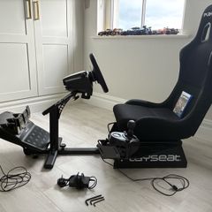 LEAVING SOON!!!!!(Seat) for Logitech g29 steering wheel