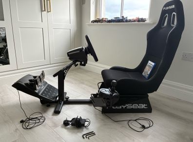 LEAVING SOON!!!!!(Seat) for Logitech g29 steering wheel