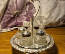 Vintage Mayell & CO Queen Anne Revolving Silver Plated Glass 5 Piece Condiment Cruet Set