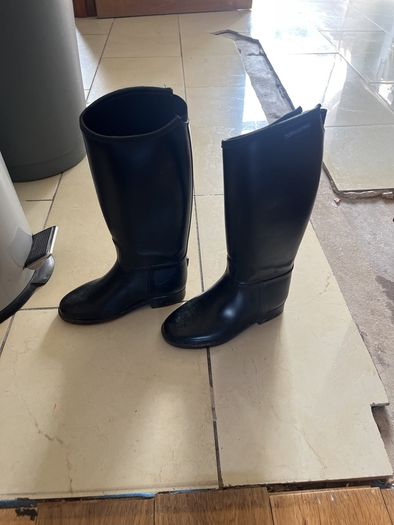 riding boots