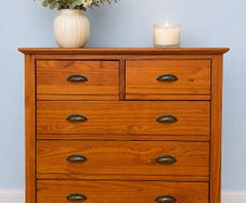 Cest of drawers