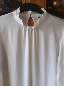 womens long sleeve  size 20