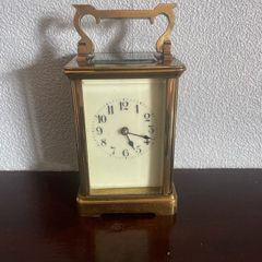 Mechanical brass carriage clock