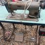 sewing machine Image 2