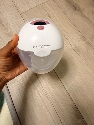 momscozy M5 breast pump