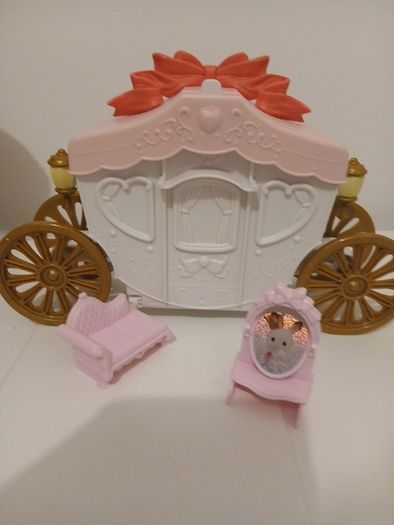 Royal sylvanian carriage