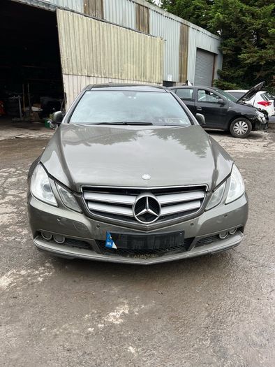 Breaking Mercedes e220cdi coupe w207 786 2011