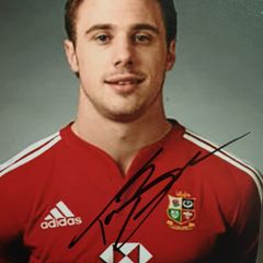 A signed photo of Tommy bowe ulster. ireland and loins legend