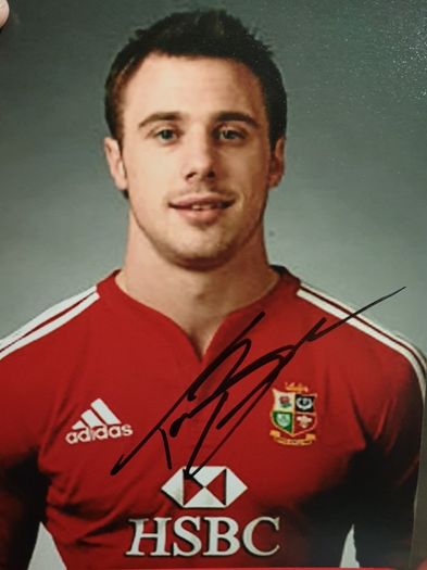 A signed photo of Tommy bowe ulster. ireland and loins legend