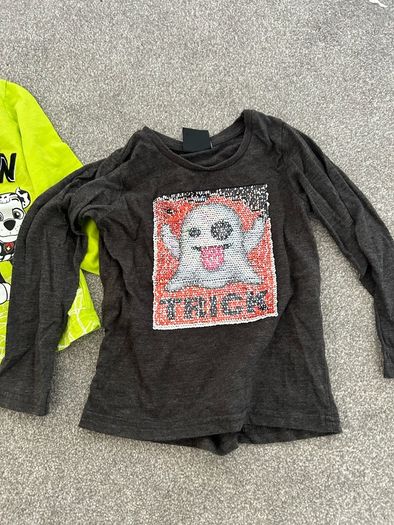 2 x 5-6y Halloween tops