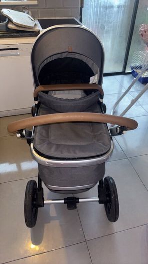 Joolz Day 4 Travel system buggy