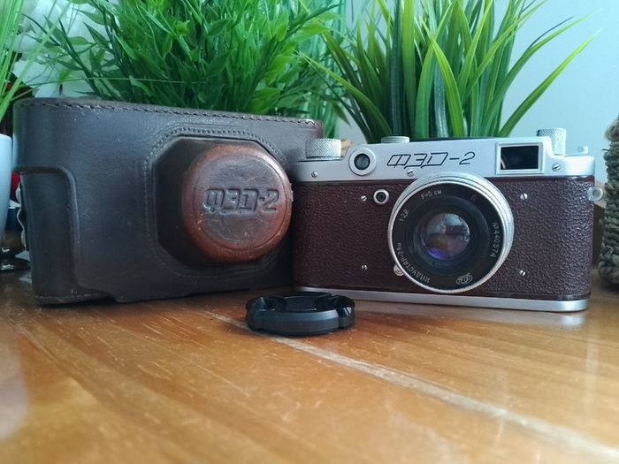 FED-2 Vintage 35mm Film Camera, Red Body, M39 Leica Mount, EXC Condition, Refurbished CLAD Fully working Camera, Manual Optic, 377613