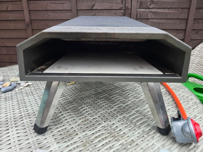 Pizza Nevo gas pizza oven