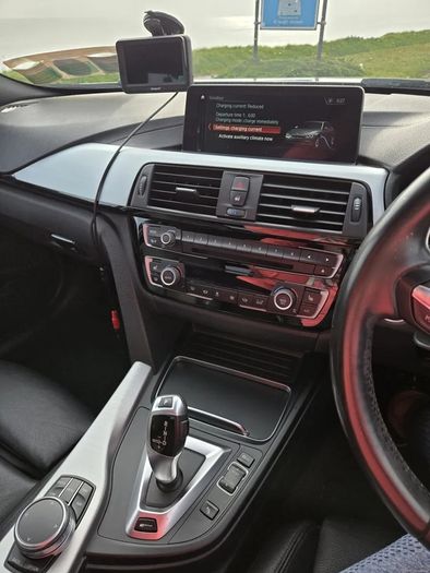 2017/2 BMW 330e M Sport Shadow Edition