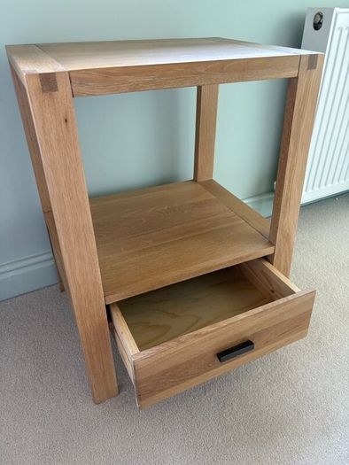 Oak Bedside Lockers / Side Tables  Like New