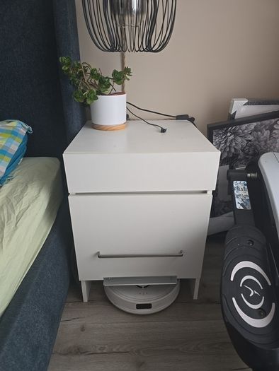 cupboard vacuum cleaner