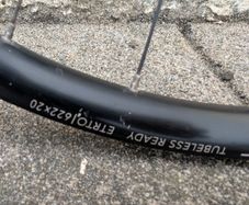 Bicycle front wheel Hope four season gravel