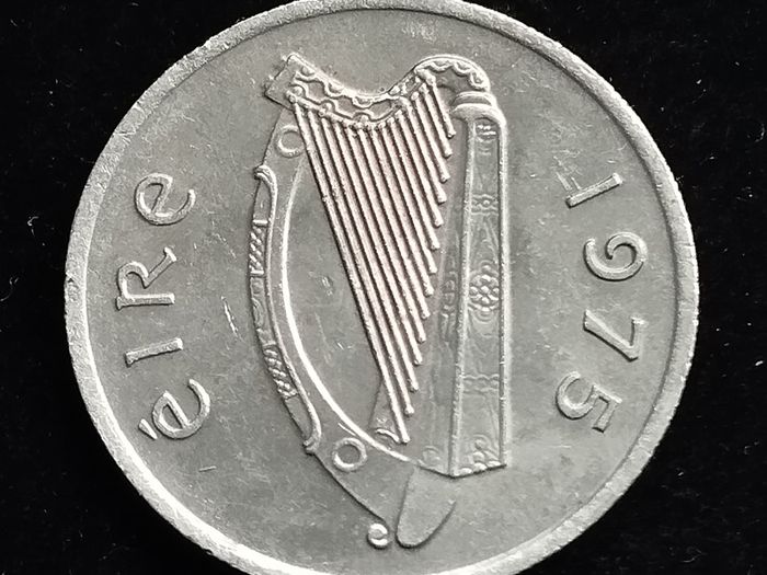 Ireland - 1975 - 5 Pence  - Bull - KM.22 - [2006]