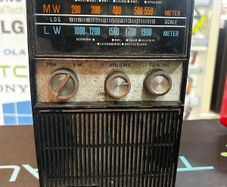 Solid State Mexican Joe branded transistor radio, likely from the 1960s