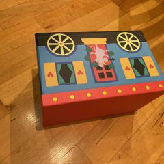 Kids circus storage box large nearly new