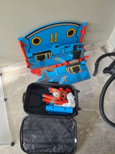 Toddler bed