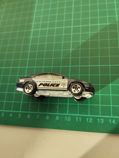 Hot Wheels Batman Ford Fusion (Gotham City PD)