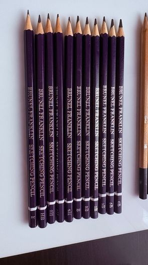17 Sketching pencil