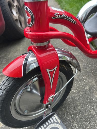 Schwinn tricycle roadster