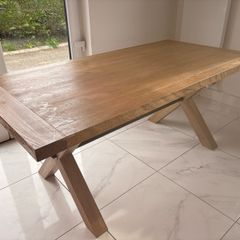 oak dining table