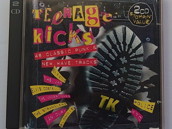 Teenage Kicks - 46 Classic Punk & New Wave Tracks - 2xCD