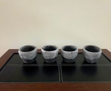 Pottery flower pots