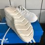 Ladies sketchers trainers size 5 Image 6