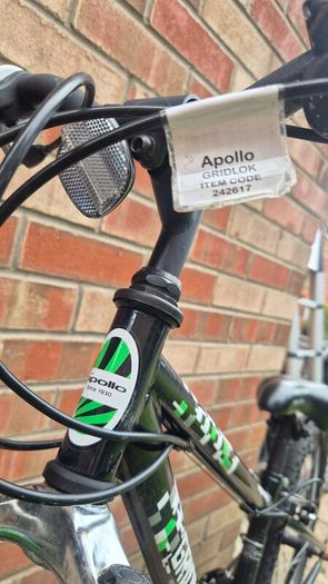 apollo kids bike 24inch wheels