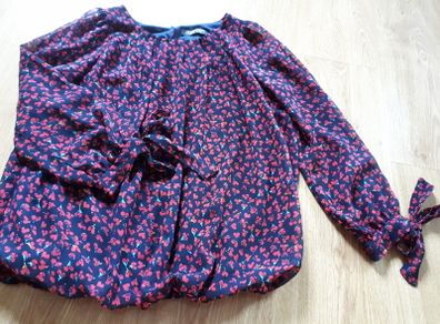 Navy top with hearts Size 8-12