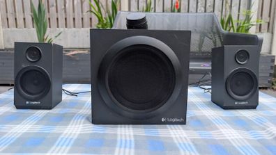 Logitech Multimedia Speakers