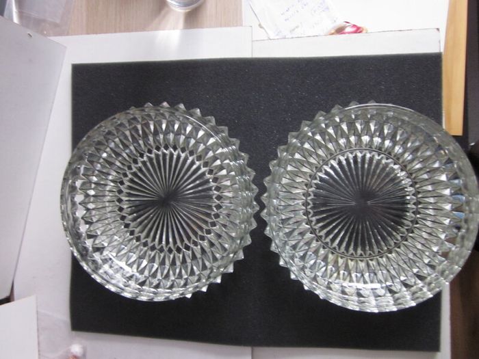 Two Vintage Indiana Glass Diamond Point  Bowls