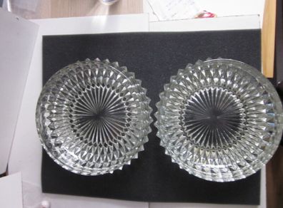 Two Vintage Indiana Glass Diamond Point  Bowls