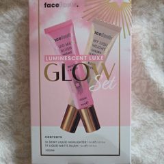 Facefacts glow set highlighter and blush bnib