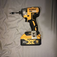 dewalt screwdriver