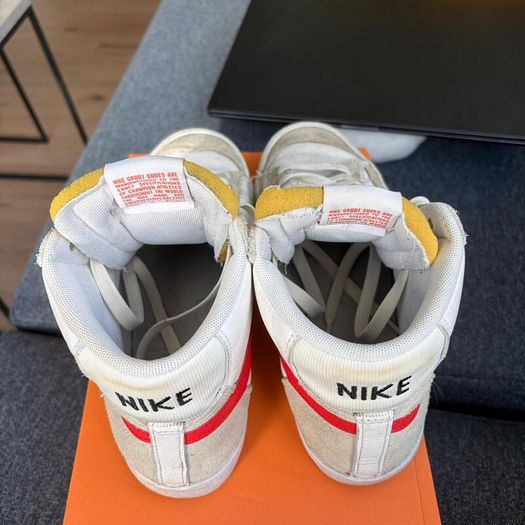 Nike Blazer Mid '77 Pro Club - White/Habanero Red (Used)
